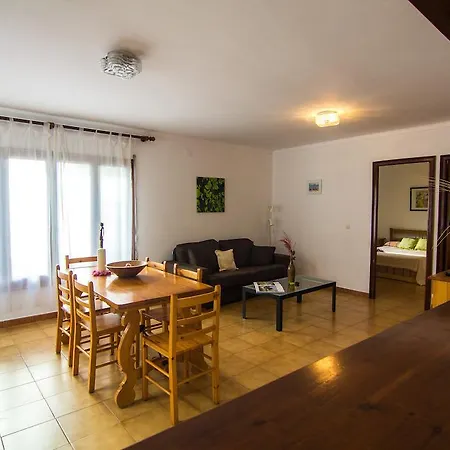 Agi Verones Platja Росас